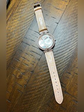 Hello Kitty Pink Crystal Accent Ladies Watch
